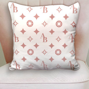 Rose rosa auf weißem, individuellem Monogramm-Must Kissen