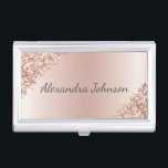 Rose Rosa Rosa Foil Moderner Glitzer Visitenkarten Dose<br><div class="desc">Blush Pink - Rose Gold Imitate Sparkle Glitzer und Foil Metallic Foil Stainless Steel Minimalistisch Business Card Holder mit weißen Buchstaben Schrift Signatur Typografie für das Monogramm. Die gürtelfreundlich-moderne und elegante Luxus-Rose Gold Foil Metal Business Card Inhaber können mit Ihrem Namen individuell gestaltet werden. Bitte kontaktieren Sie den Designer, um...</div>