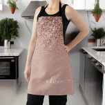 Rose Rosa Rosa Glitzer Girl Monogram Name Schürze<br><div class="desc">Rose Gold - Rosa schwarzfarbener Glitzer Pinseleinfarben Monogramm Name Schürze. Das macht den perfekten 16 Geburtstag,  Hochzeit,  Brautparty,  Jubiläum,  Babydusche oder Junggeselinnen-Abschied Geschenk für jemanden,  der Lieben glamourösen Luxus und schicke Stile.</div>