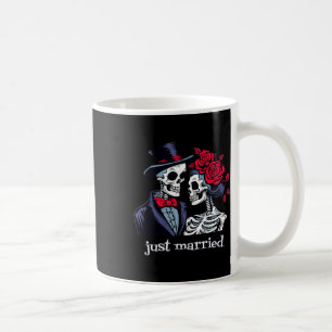 Rose Skelettbräune und Kräuterskelett Halloween Kaffeetasse