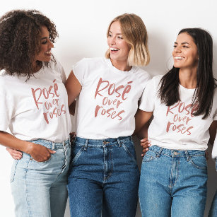 Rosé über Rose gegen den Valentinstag T-Shirt