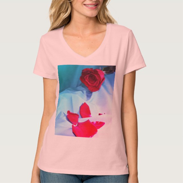 Rose und Petalen T-Shirt (Vorderseite)