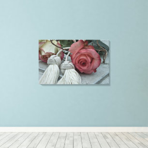 Rose und Tassels-Leinwand Leinwanddruck