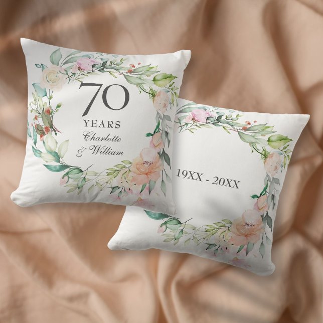 Rose zum 70. Geburtstag des Platins Kissen (70th Platinum Wedding Anniversary Roses Floral Throw Pillow)