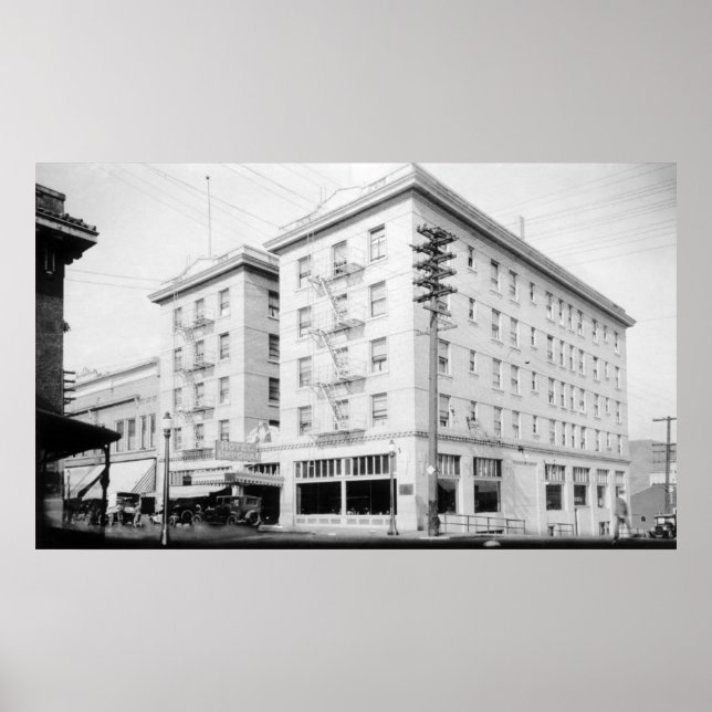 Roseburg, oder Stadtansicht und Umpqua Hotel Poster (Vorne)
