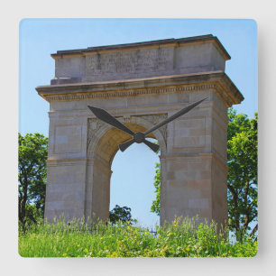 Rosedale World War I Memorial Arch, Kansas City Quadratische Wanduhr