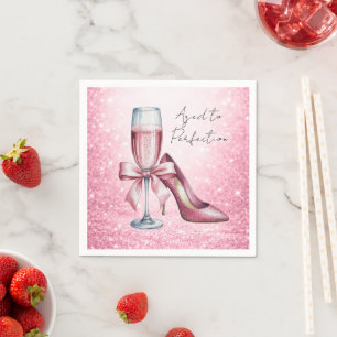 Roséglas Champagner gereift zum perfekten Geburtst Serviette