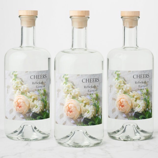 Rosenbukett in Pfirsichfarben Alkoholflaschenetikett (Flaschen)