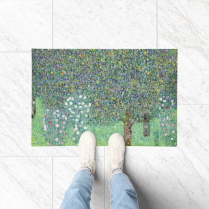 Rosenbüsche unter den Bäumen, Gustav Klimt Fußmatte