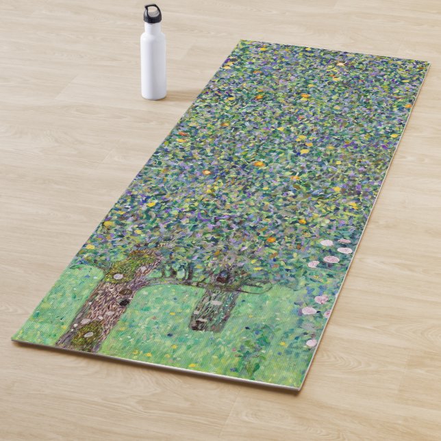 Rosenbüsche unter den Bäumen, Gustav Klimt Yogamatte (Beispiel)