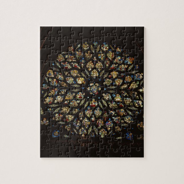 Rosenfenster über der Westtür, mit den Szenen Puzzle (Vertikal)