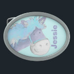 Rosenschnalle Ovale Gürtelschnalle<br><div class="desc">Reitschnalle für Kinder passen sich mit Ihrem Namen oder dem Ihres Pferdes oder Pony an. Dieses Beispiel lautet "Jessie". Niedliche Schnalle für junge Pferde und Kinder,  die Ponys Liebe. Ideal für die Eltern von jungen Pferden,  Reitzentren und Kinderreitschulcamps. Einzigartig bemalt und entworfen von Sarah Trett.</div>