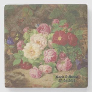 Rosenstück am Waldboden mit Schmetterlingen Steinuntersetzer