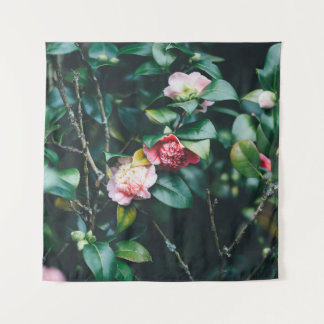 ROSES IN THE GARDEN WANDTEPPICH