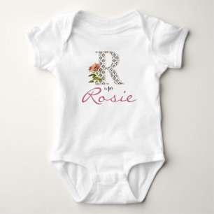 Rosie Name Reveal Floral Letter R Vintage Blume Baby Strampler