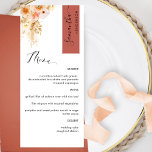 Rost- und Pfirsichrot Personalisiert mit Gast-Name Menükarte<br><div class="desc">Warum in Platzkarten und Menükarten verbringen, wenn Sie ein elegantes All-in-One-Menü personalisiert mit jedem Gast-Namen haben können! Modernes, einfaches und elegantes Design mit exquisiten, floralen Wasserfarben-Details in einer schönen Mischung aus pfirsichfarbenen, orangefarbenen, rot-rosa Korallen, Creme und Champagner. Moderne handgeschriebene Kalligrafieelemente. Streifen Sie rechts oben im Rost-Orange-Ton mit dem Namen des...</div>