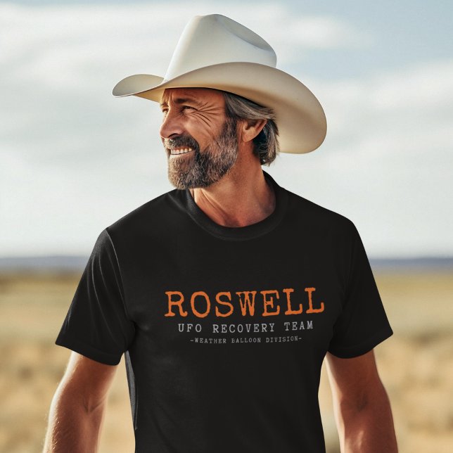 Roswell Alien Flying Saucer - UFO Erholung Team T-Shirt (Von Creator hochgeladen)