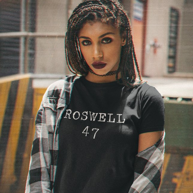 Roswell UFO Alien Extraterrestrial Flying Saucer T-Shirt (Von Creator hochgeladen)