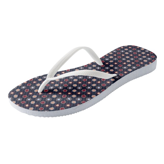Rot, Blau und Beige Punkte Flip Flops (Schrägansicht)