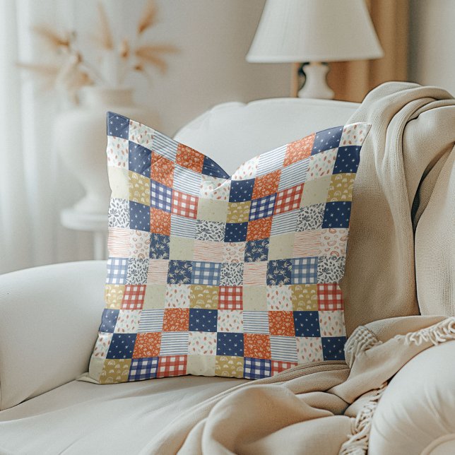 Rot-blaue Patchworkarbeit Kissen (Red and Blue Patchwork Throw Pillow)