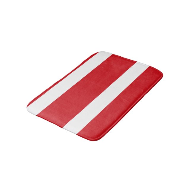Rot gestreift badematte (Schrägansicht)