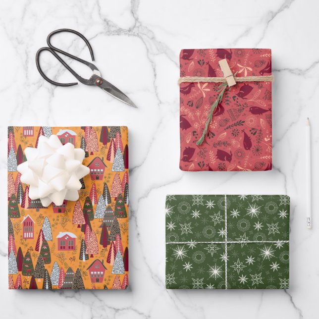 Rot Grün Orange Weihnachtswald Dorf Geschenkpapier Set (Vorderseite)