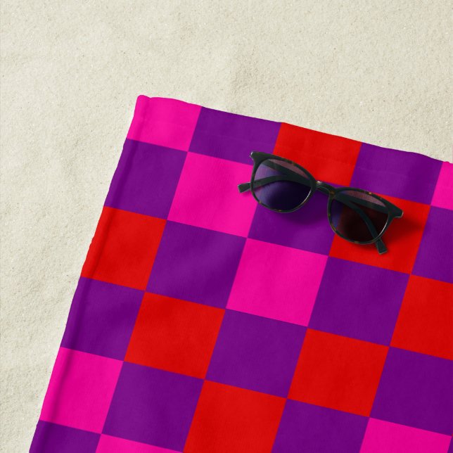 Rot Lila Rosa Kariertes Musterdesign  Strandtuch (Beispiel)
