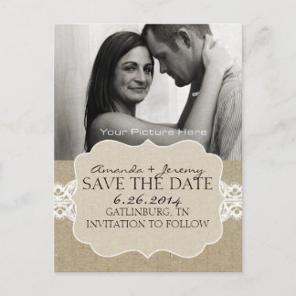 Rot und braun Chic Woodgrain Save the Date Ankündigungspostkarte