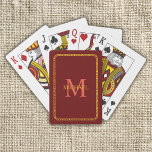 Rot und Gold Personalisiert Monogramm und Name Spielkarten<br><div class="desc">Rote und goldfarbene Personalisierte Monogramm und Name Bicycle Playing Cards</div>