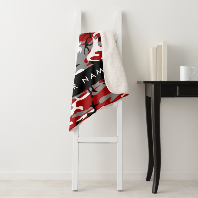 Rot und Gray Camouflage Ihr Name personalisieren Sherpadecke (Beispiel)