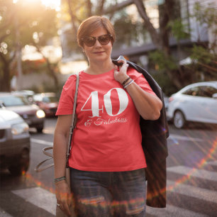 Rot und Weiß 40 & Fabulous Typografie T-Shirt