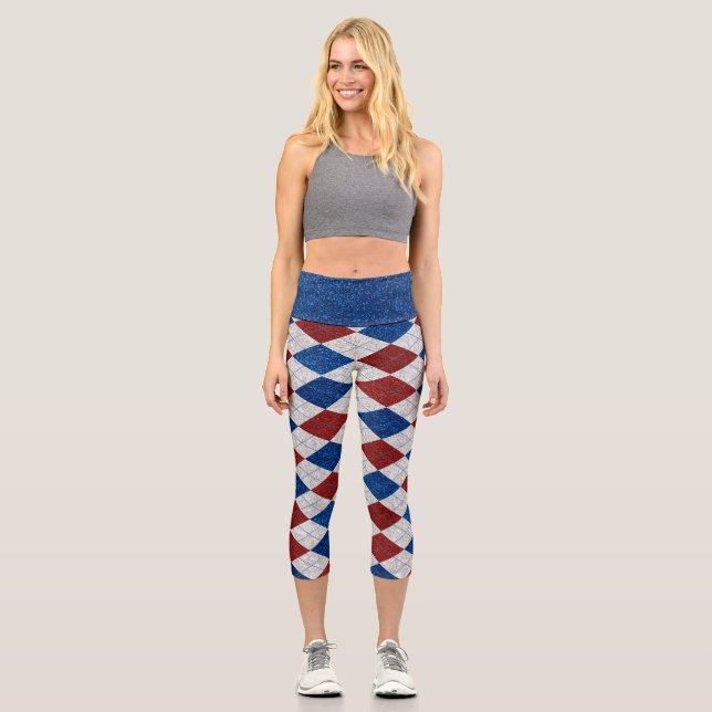 Rot, Weiß, Blaue Raute 4. Juli Glitzer Capri Leggings (Vorderseite)