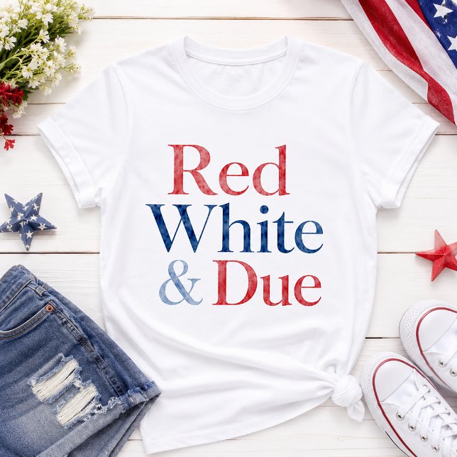 Rot Weiß & Fällig am 4. Juli Schwangere Mutter T-Shirt (Von Creator hochgeladen)