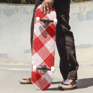 Rot-Weiß-Kariertes-Design mit fettem Karomuster Skateboard