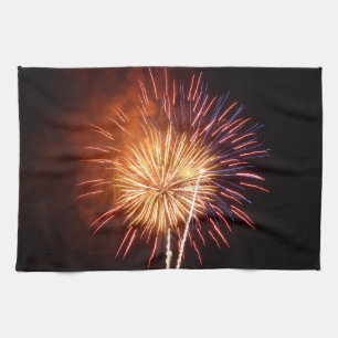 Rot, Weiß und Blau Feuerwerk I Patriotisch Geschirrtuch