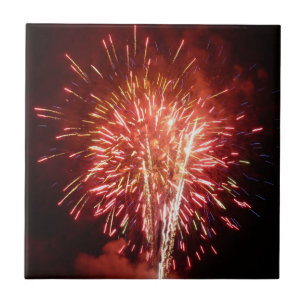 Rot, Weiß und Blau Feuerwerk II Patriotisch Fliese