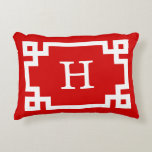 Rot-Weißgriechischer Schlüsselrahmen #2 Initialmon Dekokissen<br><div class="desc">Gerahmtes Monogramm mit weißem griechischem Key #2 Ein stylisches, solides Hintergrundbild mit weißem griechischem Schlüsselbereich für Ihr Monogramm, Ihren Namen oder anderen Text. Sie können auch den Schriftart ändern, die Größe und Farbe des Schriftartes ändern, den Text verschieben usw. ========== Wenn Sie dieses Design in anderen Farben möchten, klicken Sie...</div>