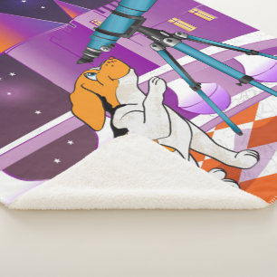 Rotbeige Welpe und Teleskop im Schloss Sherpadecke