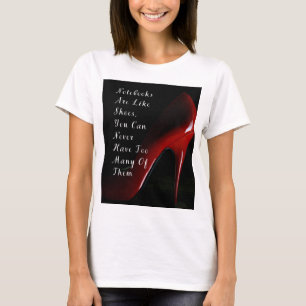 Rote Absätze Notizbücher sind wie Schuhe  T-Shirt
