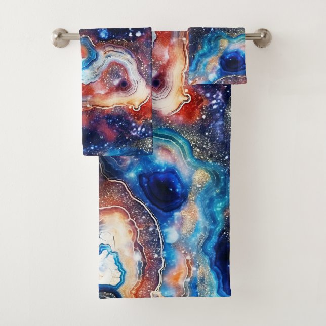 Rote Blaue Geode Abstrakt mit kosmischen Wirbeln Badhandtuch Set (Insitu)