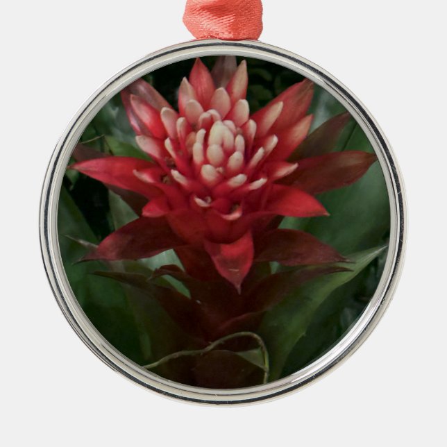 Rote Blume Ornament Aus Metall (Vorne)