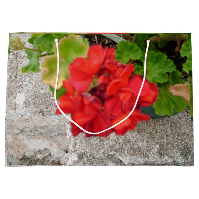 rote Blumenseidenpapier Große Geschenktüte (Vorderseite)