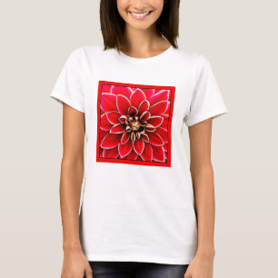Rote Dahlie, digitale Kunst T-Shirt