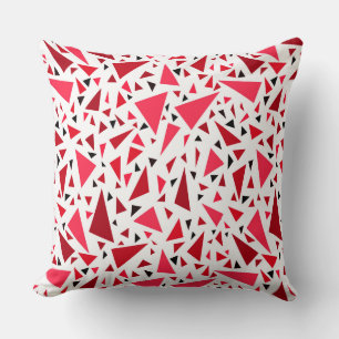 rote Dreiecke auf weißem Retro-Hintergrund Kissen