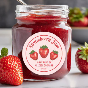Rote Erdbeeren auf rosa selbstgemachter Erdbeermar Runder Aufkleber