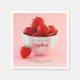 Rote Erdbeeren in einer Schüssel Sommerbrunch Gebu Serviette