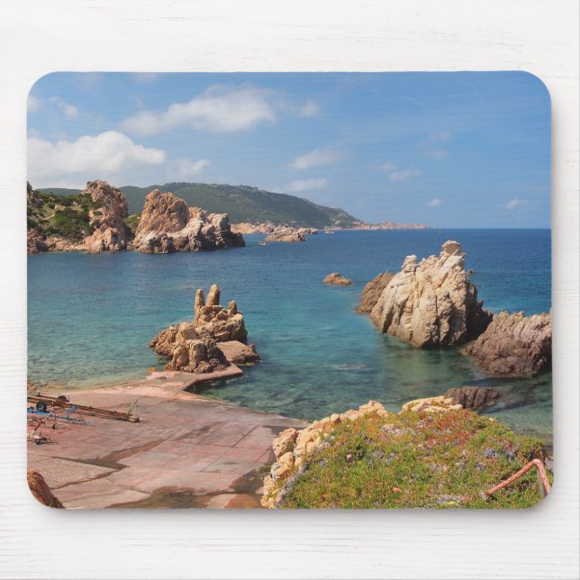 Rote felsige Küste von Sardinien mousepad (Vorne)