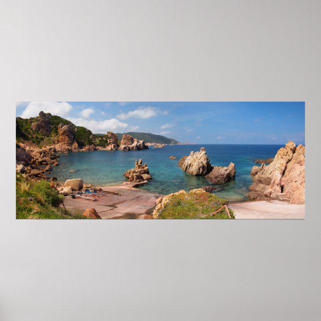 Rote Felsküste Sardiniens Poster (Vorne)