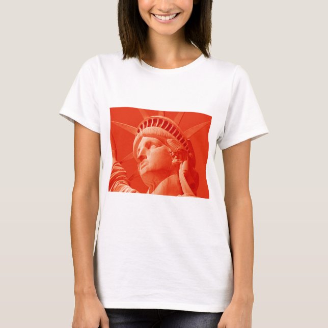 Rote Freiheitsstatue T-Shirt (Vorderseite)