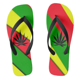 Rote, grüne und goldene Flip Flops